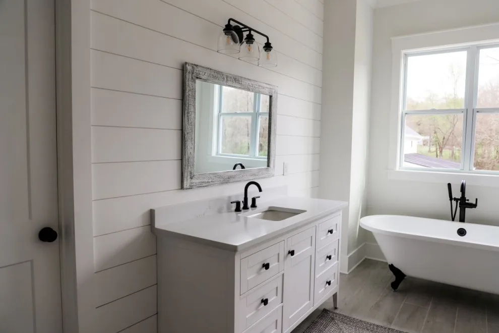 Principal Bathrooms by Southernwood Homes - Photo 105