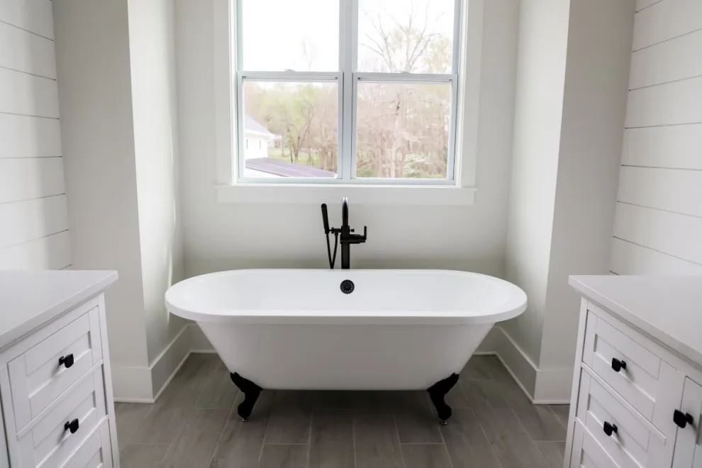Principal Bathrooms by Southernwood Homes - Photo 125