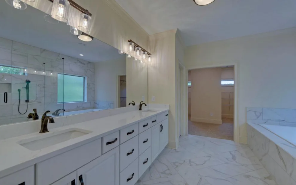 Principal Bathrooms by Southernwood Homes - Photo 90