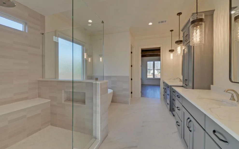 Principal Bathrooms by Southernwood Homes - Photo 34