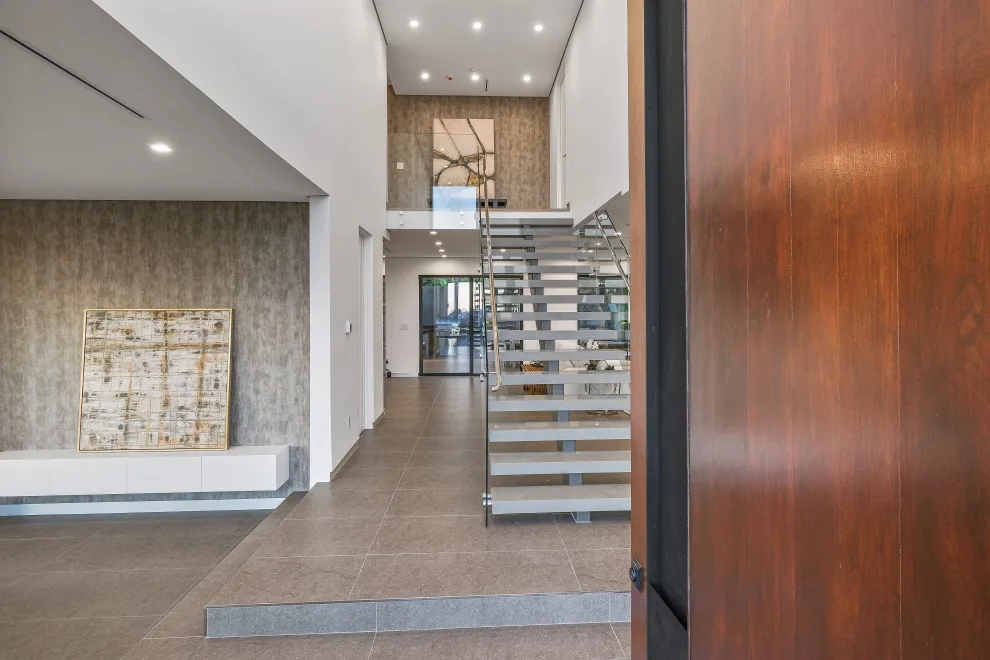 Contemporary Home on Mount Olympus by Diditan Group Inc. - Photo 42