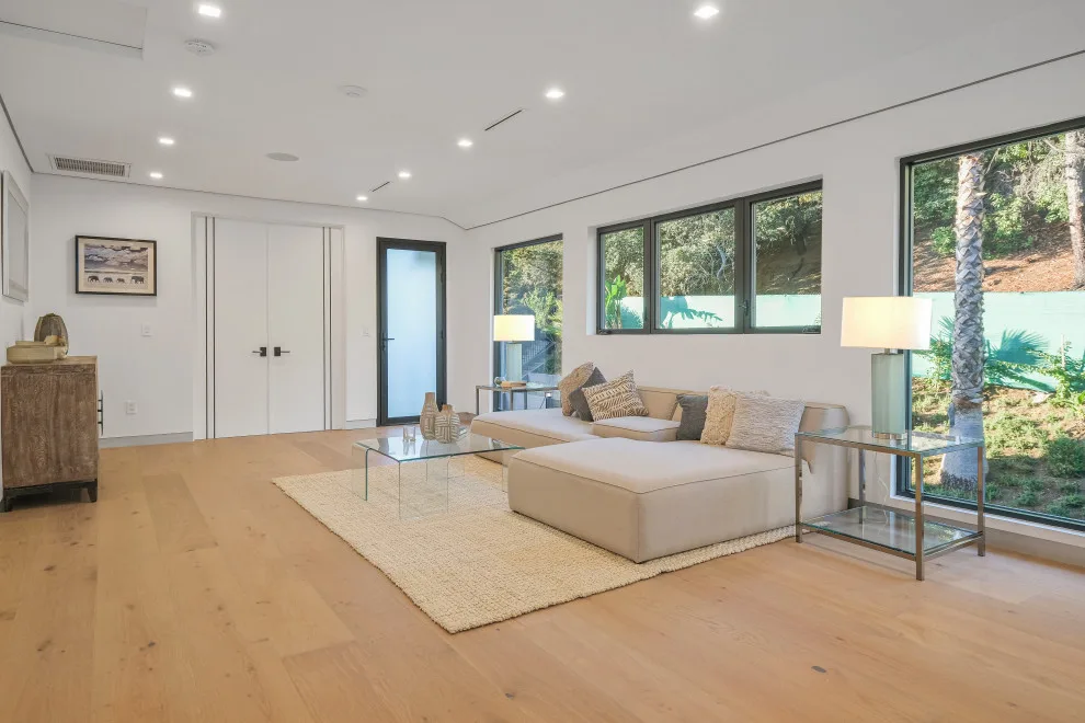 Contemporary Home on Mount Olympus by Diditan Group Inc. - Photo 39