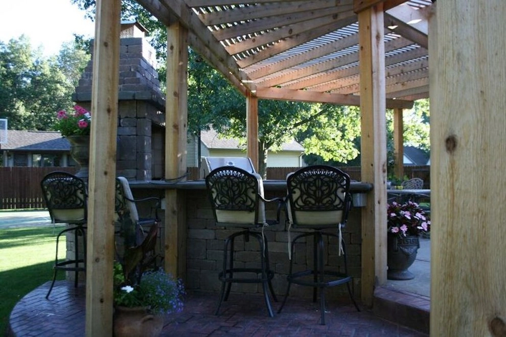 Backyard Kitchen - South Bend by Kuert Outdoor Living - Photo 6