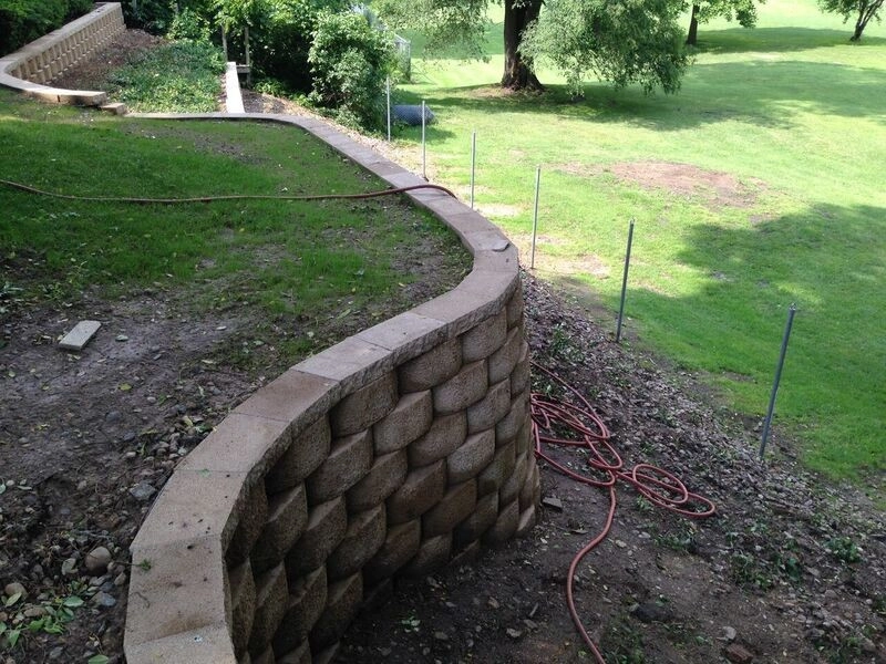 Backyard Retaining Wall - Goshen by Kuert Outdoor Living - Photo 4