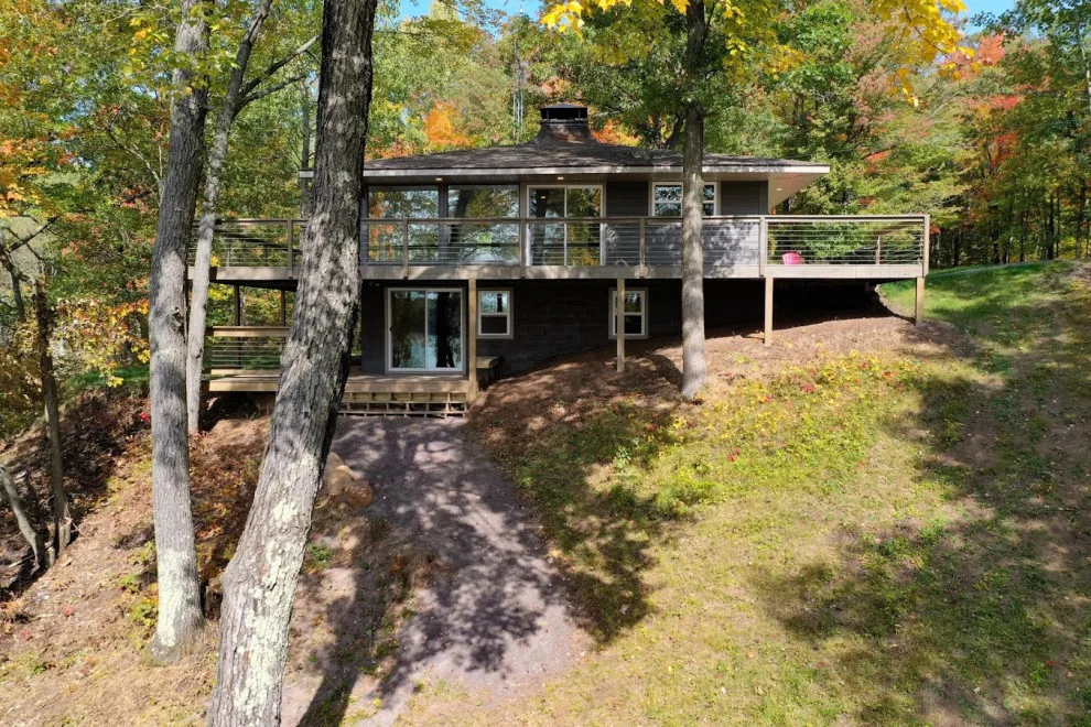 Matthews Lake Lodge by Northern Paradise Homes - Photo 11