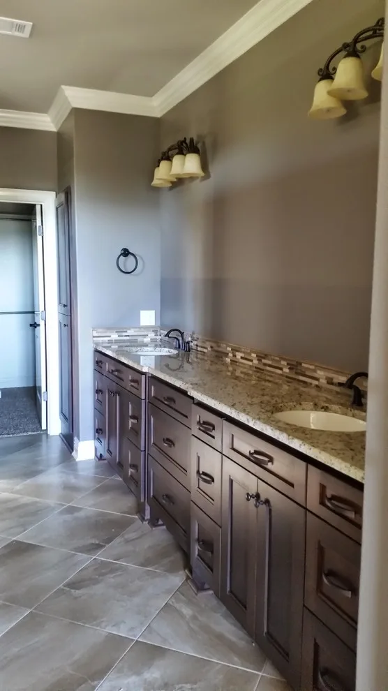 Renaissance Homes, Inc - Photo 12