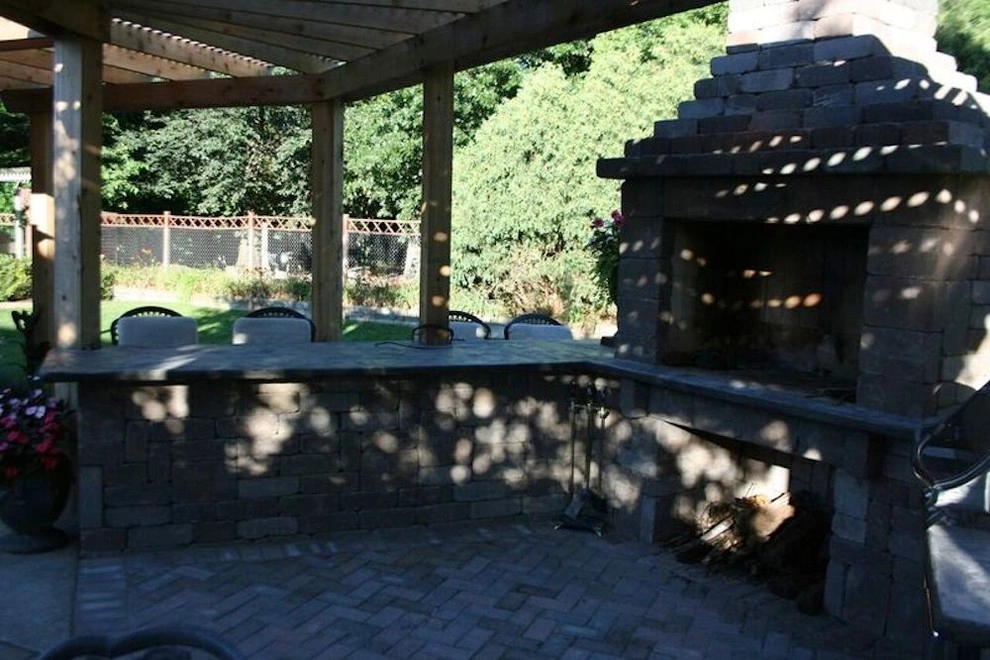 Backyard Kitchen - South Bend by Kuert Outdoor Living - Photo 3