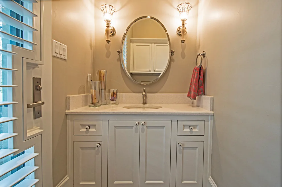 Mayes Stylish Bespoke Residence by Will Steed Homes, Inc. - Photo 10