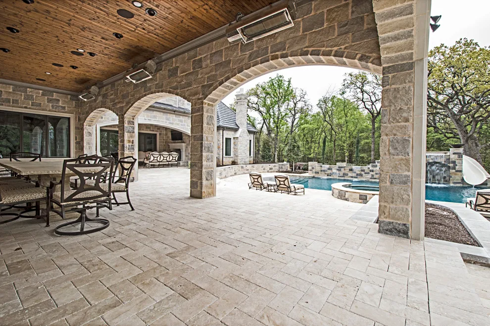 Mayes Stylish Bespoke Residence by Will Steed Homes, Inc. - Photo 56