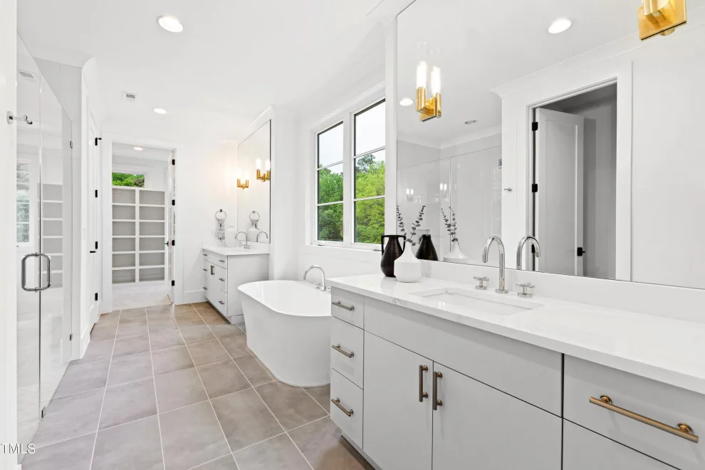 Mayview Residence One by DJF Builders Inc - Photo 46