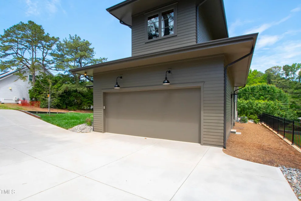 Mayview Residence One by DJF Builders Inc - Photo 15