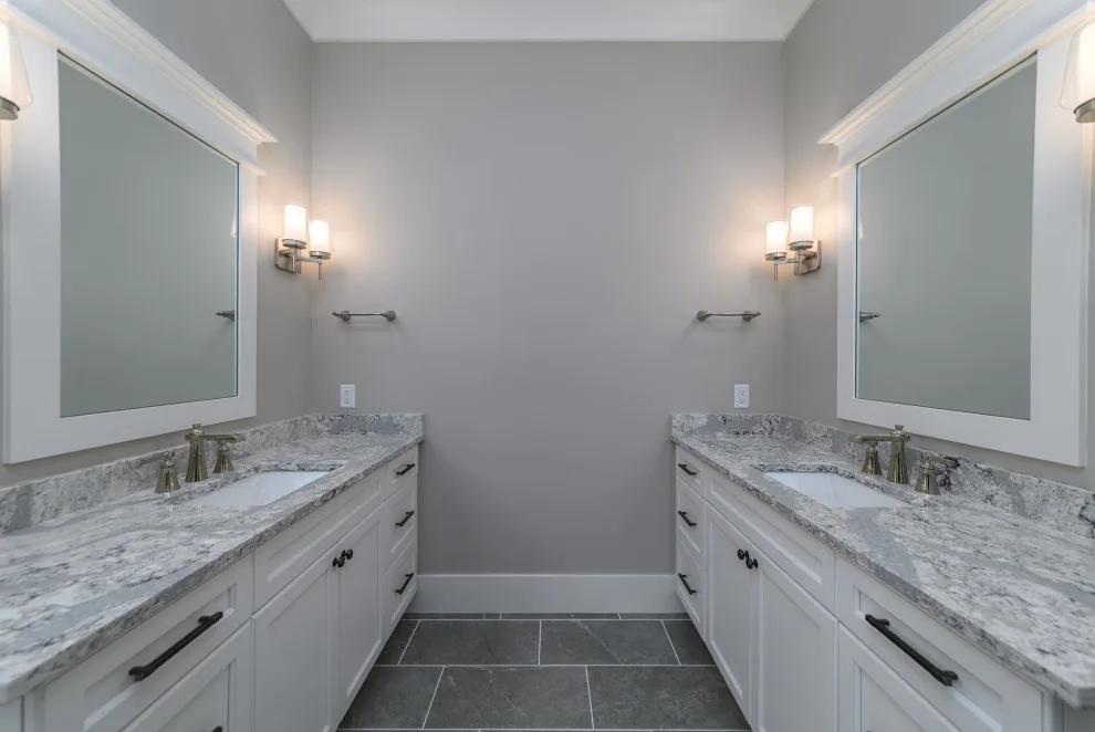 McCain-Lieberman by Front Light Building Co. - Photo 2