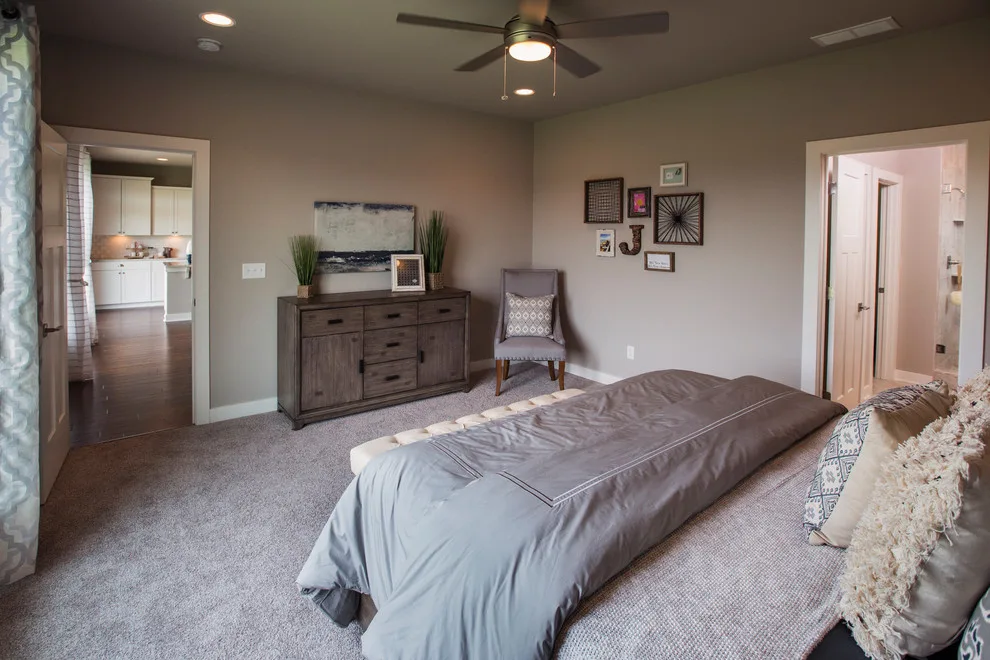 McCoy Residence, National Craftsman C2 Design by Jagoe Homes Inc. - Photo 15