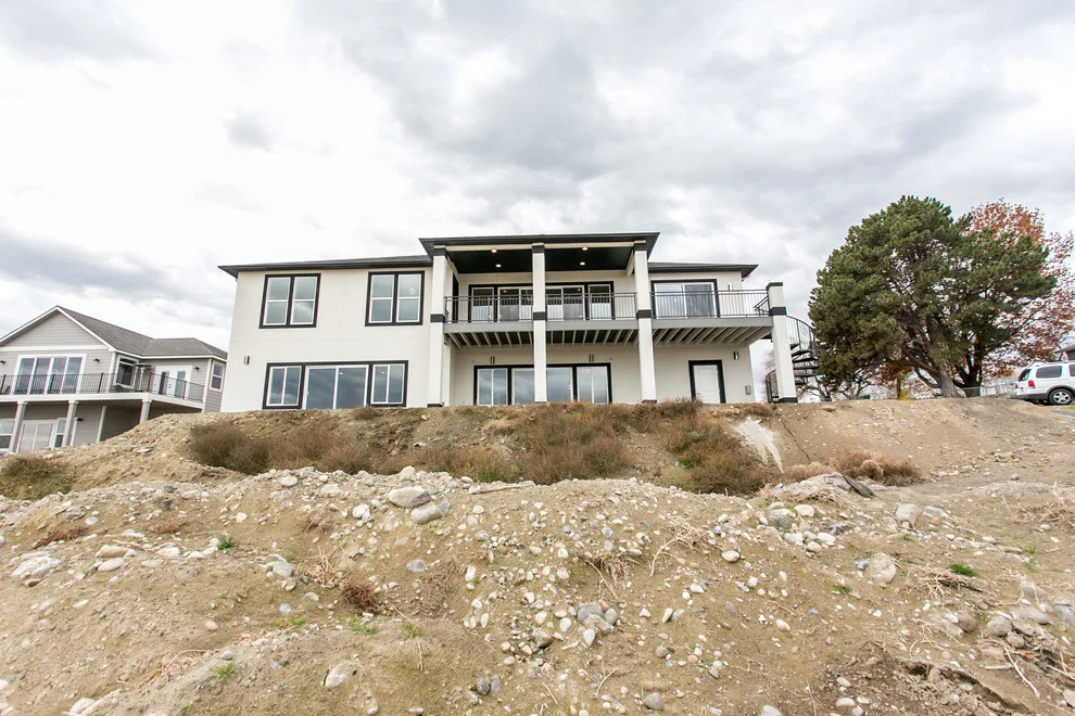 Altered Mixture by Prodigy Homes Inc. - Photo 26