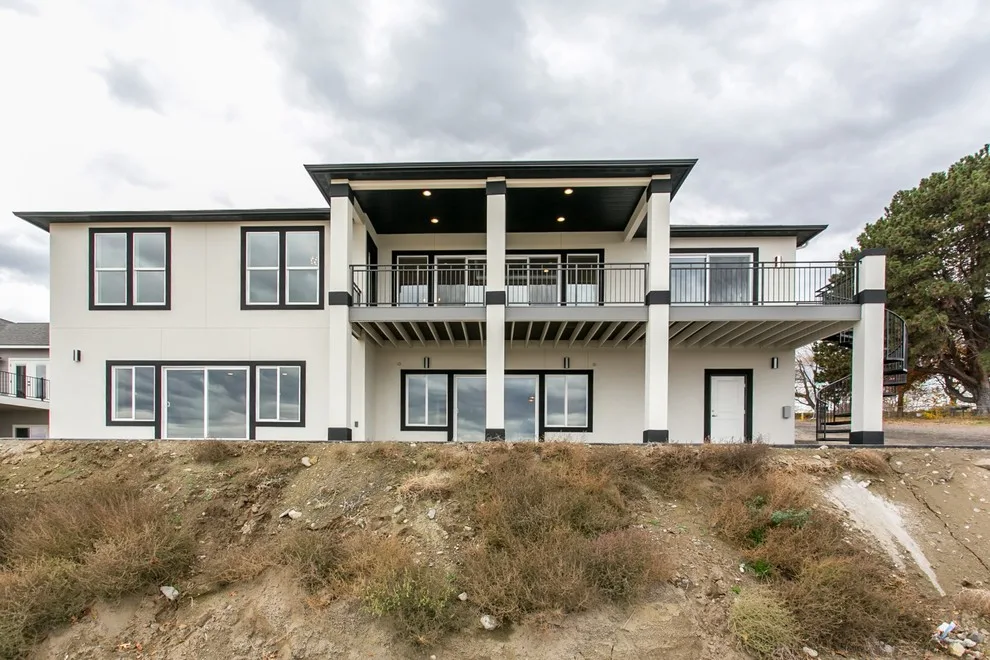 Altered Mixture by Prodigy Homes Inc. - Photo 58