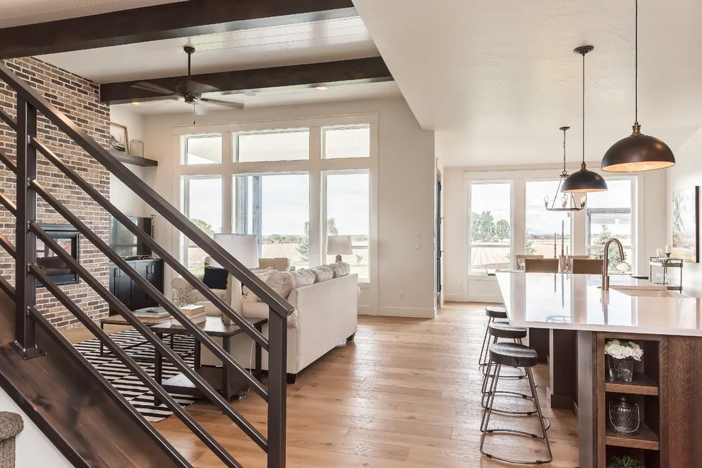 Contemporary Farmhouse 2016 Spring Parade Champion by Gardner Homes - Photo 3