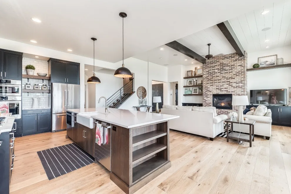 Contemporary Farmhouse 2016 Spring Parade Champion by Gardner Homes - Photo 23