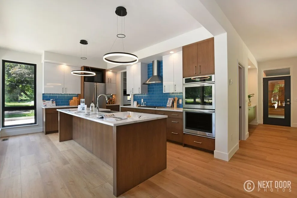 Mid-20th Century Modern by North Cove Builders - Photo 10
