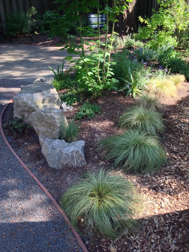 Myers I by Alyse Lansing Garden Design - Photo 2
