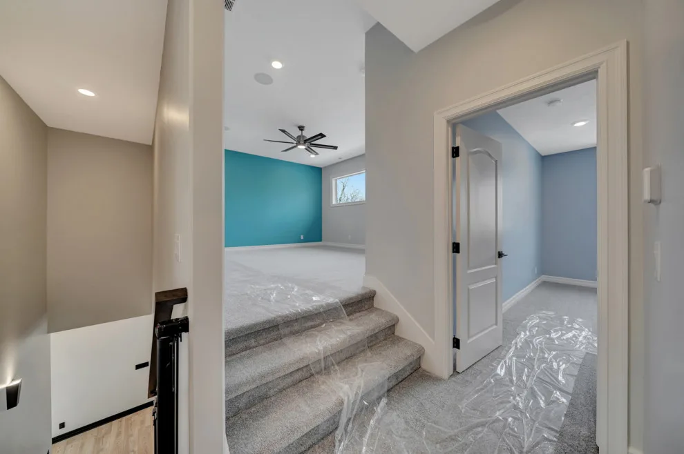 Contemporary Ash 1.5 Level by Sierra Homes (Omaha, NE) - Photo 18