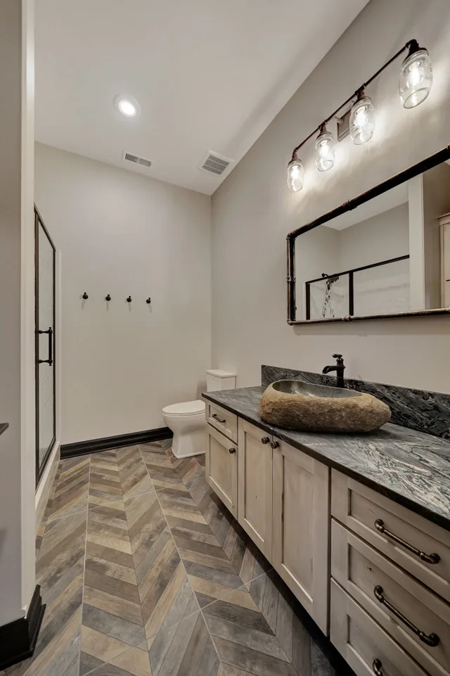 Contemporary Ash 1.5 Level by Sierra Homes (Omaha, NE) - Photo 36