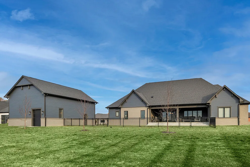 Contemporary Azure Ranch Residence by Duke Homes, Inc. - Photo 21