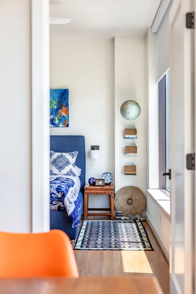 Contemporary Apartment by Vmax LLC - Photo 13