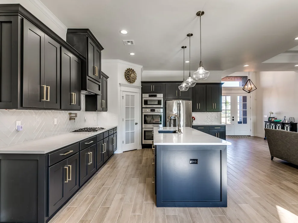 Contemporary Modern Residence by Legacy Construction And Development - Photo 19