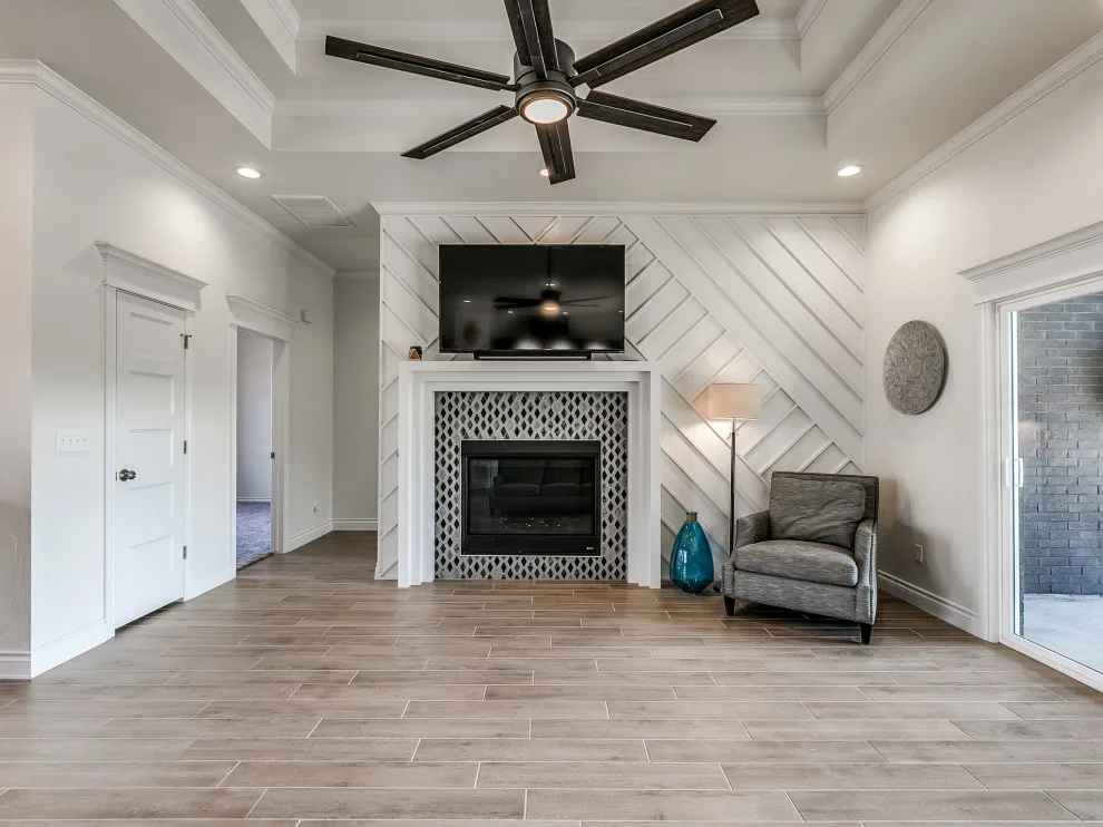 Contemporary Modern Residence by Legacy Construction And Development - Photo 15
