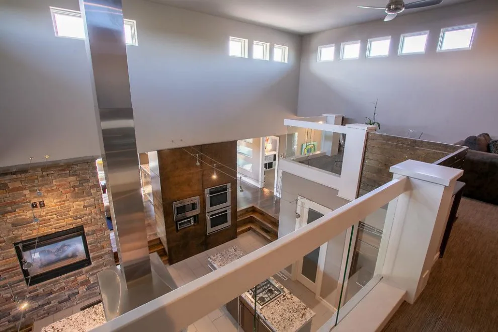 Contemporary Tailored Construction by Suma Design And Construction - Photo 6