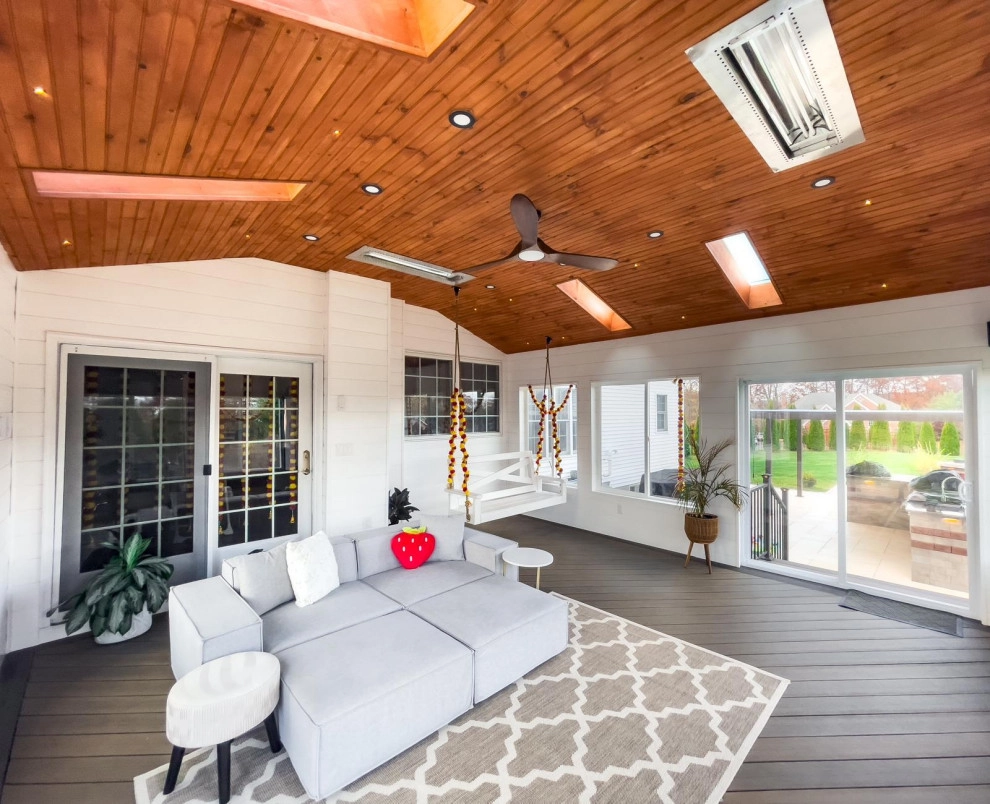 Grafton Screened porch by Amazing Garden & Construction - Photo 3