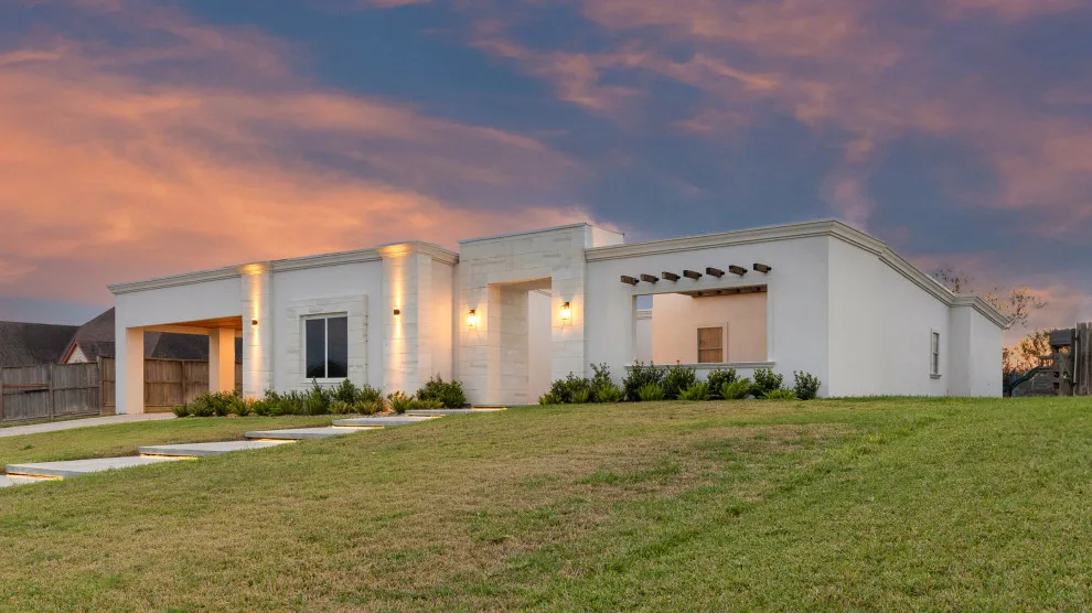 South Texas Builders - Photo 5