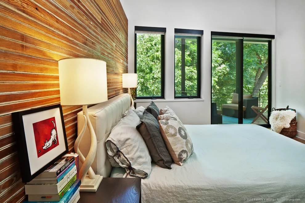 Contemporary Tailored Residence Austin by Camelot Custom Homes Inc. - Photo 4