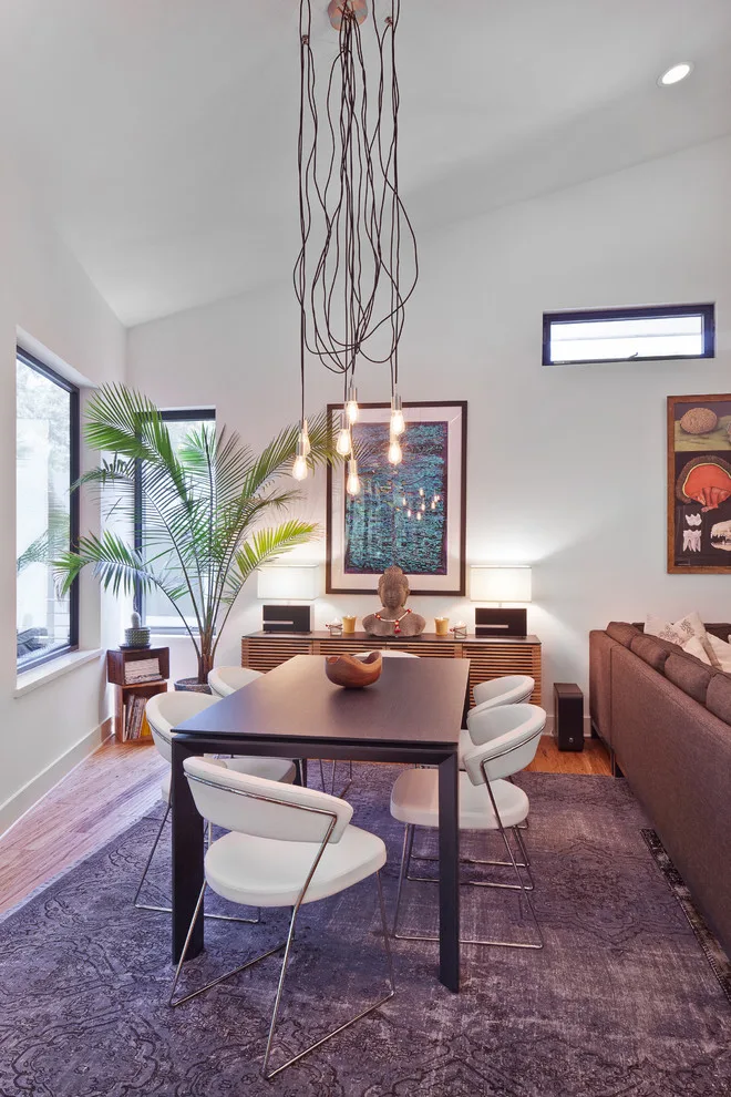 Contemporary Tailored Residence Austin by Camelot Custom Homes Inc. - Photo 8