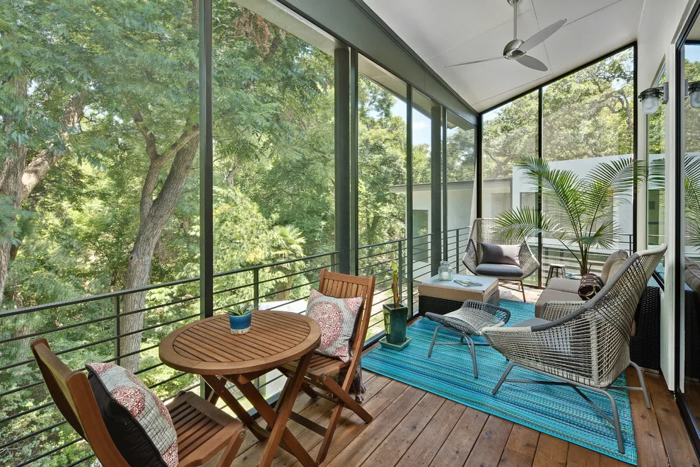 Contemporary Tailored Residence Austin by Camelot Custom Homes Inc. - Photo 5