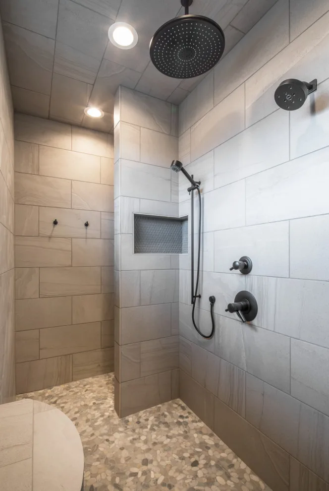 Bloomfield Custom Homes - Photo 3