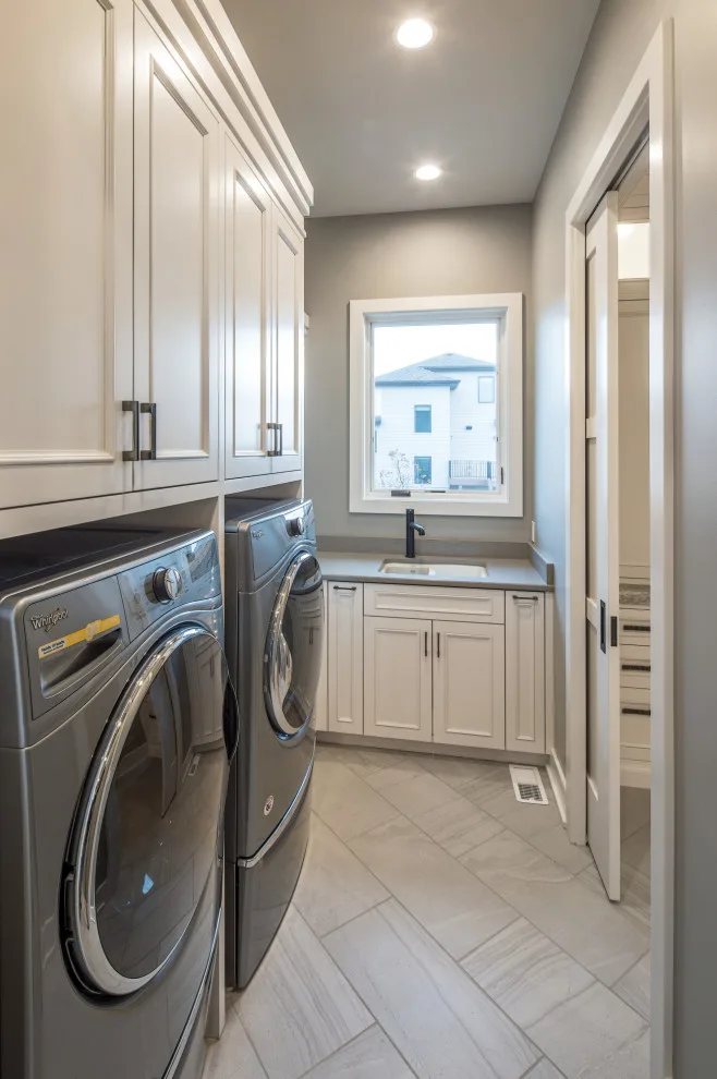 Bloomfield Custom Homes - Photo 8