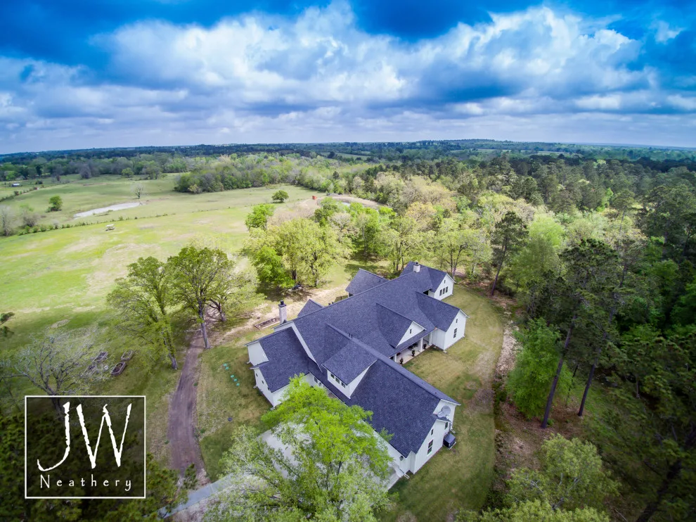 Contemporary Country Home by J.W. Neathery Custom Home Craftsman - Photo 19