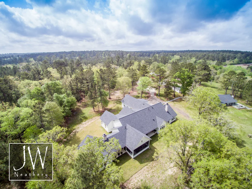 Contemporary Country Home by J.W. Neathery Custom Home Craftsman - Photo 7