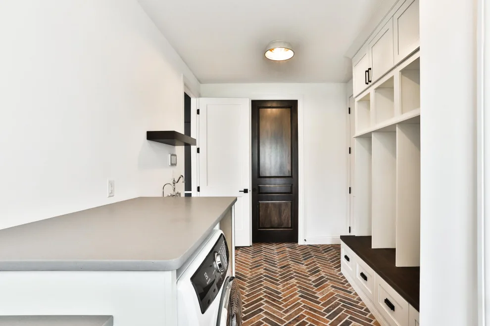 Contemporary Farmhouse Designed with Chic Coastal Elements by Hibbs Luxury Homes - St Louis, MO - Photo 6