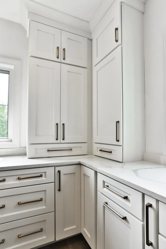 Contemporary Farmhouse Designed with Chic Coastal Elements by Hibbs Luxury Homes - St Louis, MO - Photo 24