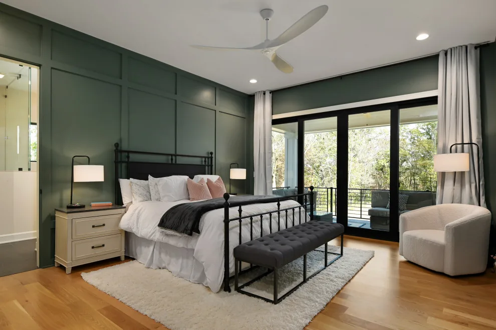 Contemporary Farmhouse Bespoke by Homoly Design + Build - Photo 30
