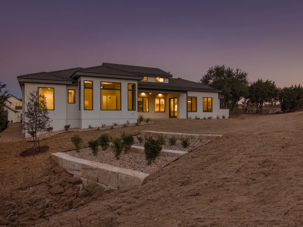 Contemporary Farmhouse by Eppright Homes, LLC - Photo 3