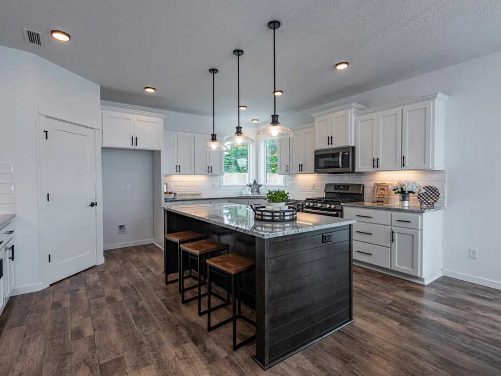 Contemporary Rustic Home by Evergreen Homes - Photo 4