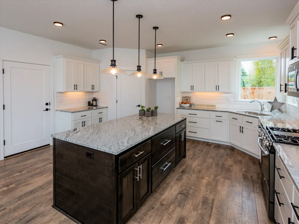 Contemporary Rustic Home by Evergreen Homes - Photo 13