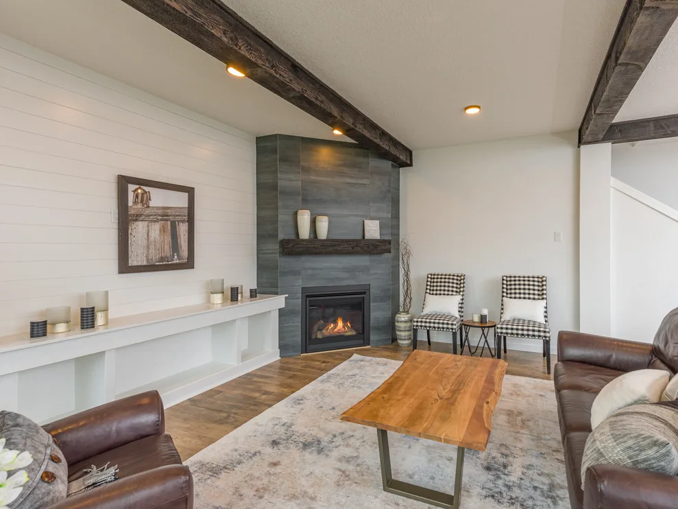 Contemporary Rustic Home by Evergreen Homes - Photo 8
