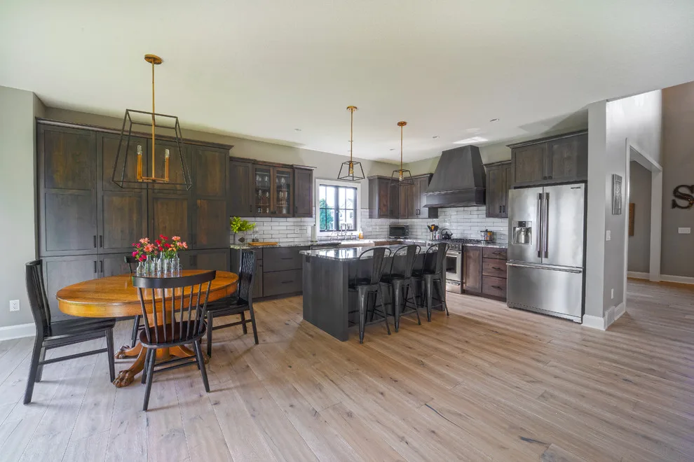 Contemporary Country Home by Master Plan Builders & Master Plan Design - Photo 7