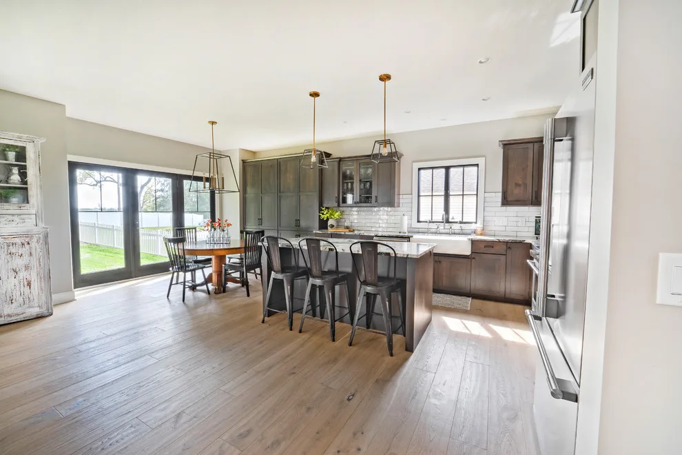 Contemporary Country Home by Master Plan Builders & Master Plan Design - Photo 6