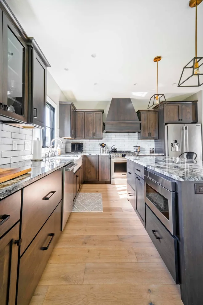 Contemporary Country Home by Master Plan Builders & Master Plan Design - Photo 3