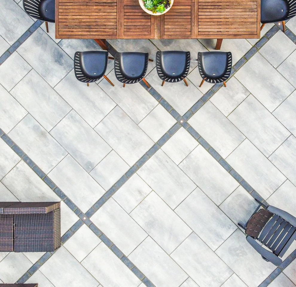 Rockland Full patio by Amazing Garden & Construction - Photo 2